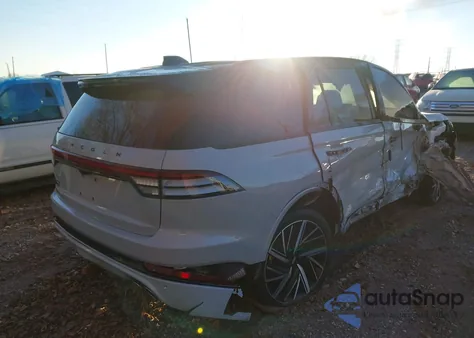 2025 Lincoln Aviator Black Label z USA, uszkodzony, nr VIN 5LM5J9XC1SGL21992